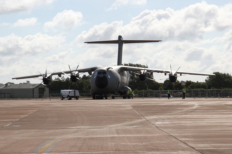RIAT2010_16