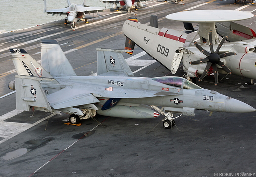 F/A-18E Super Hornet - 166820/AB-300 - VFA-136 Knighthawks