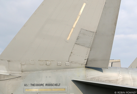 F/A-18C Hornet - 164902/AB-400 - VMFA-251 Thunderbolts