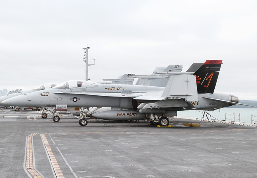 F/A-18A+ Hornet - 163107/AJ-400 - VFA-87 Golden Warriors