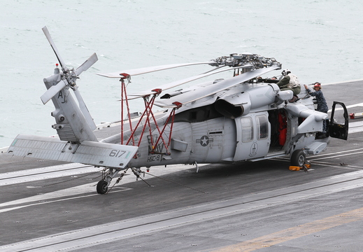 MH-60S Seahawk - 167851/AJ-617 - HSC-9 Tridents
