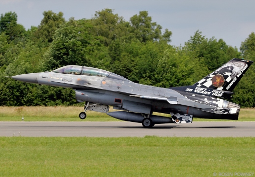 F-16BM Fighting Falcon - FB-24 - F16 OCU - 10 Wing