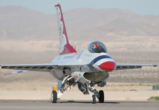 F-16C Fighting Falcon - Thunderbirds