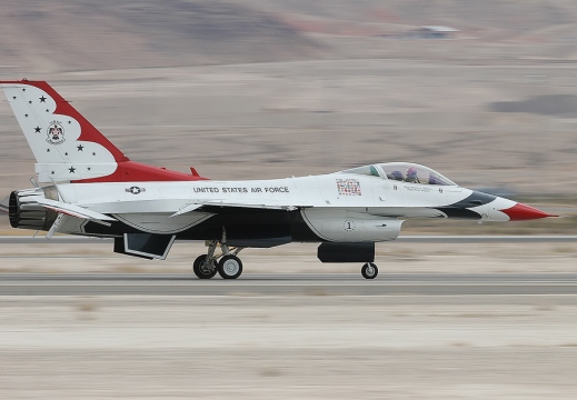 F-16C Fighting Falcon - Thunderbirds